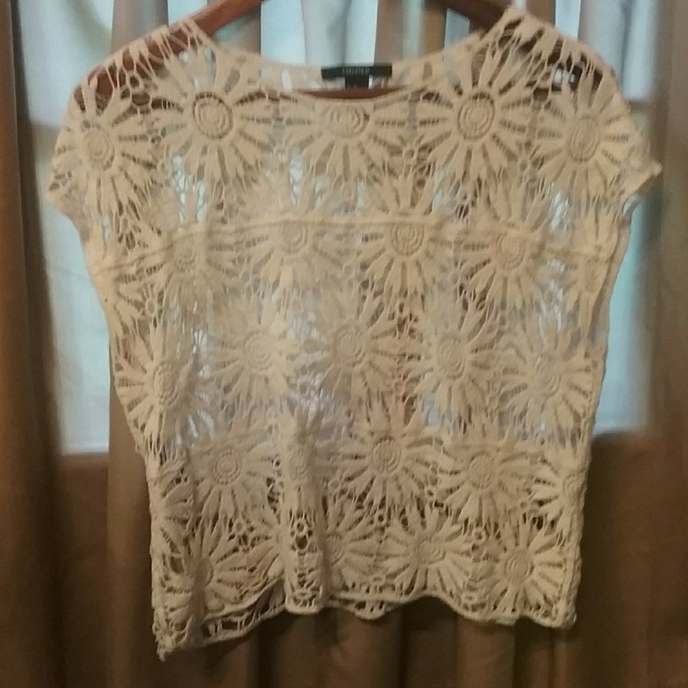🌹Forever 21 crochet lace tank top